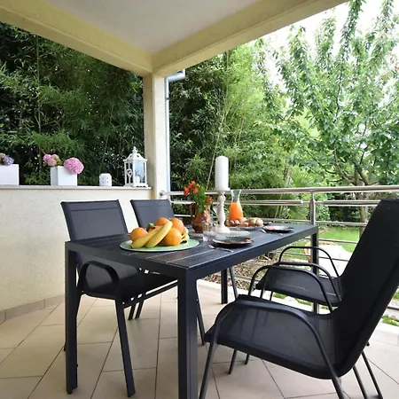 House With Garden 