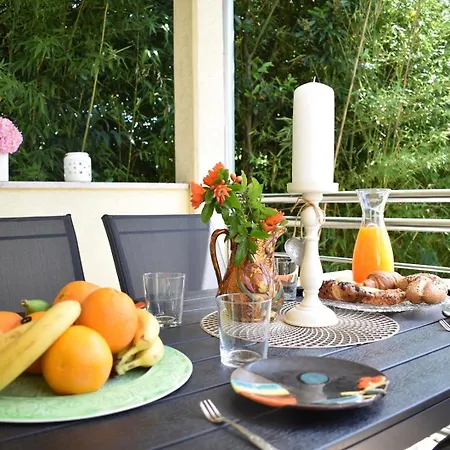 Holiday home House With Garden 